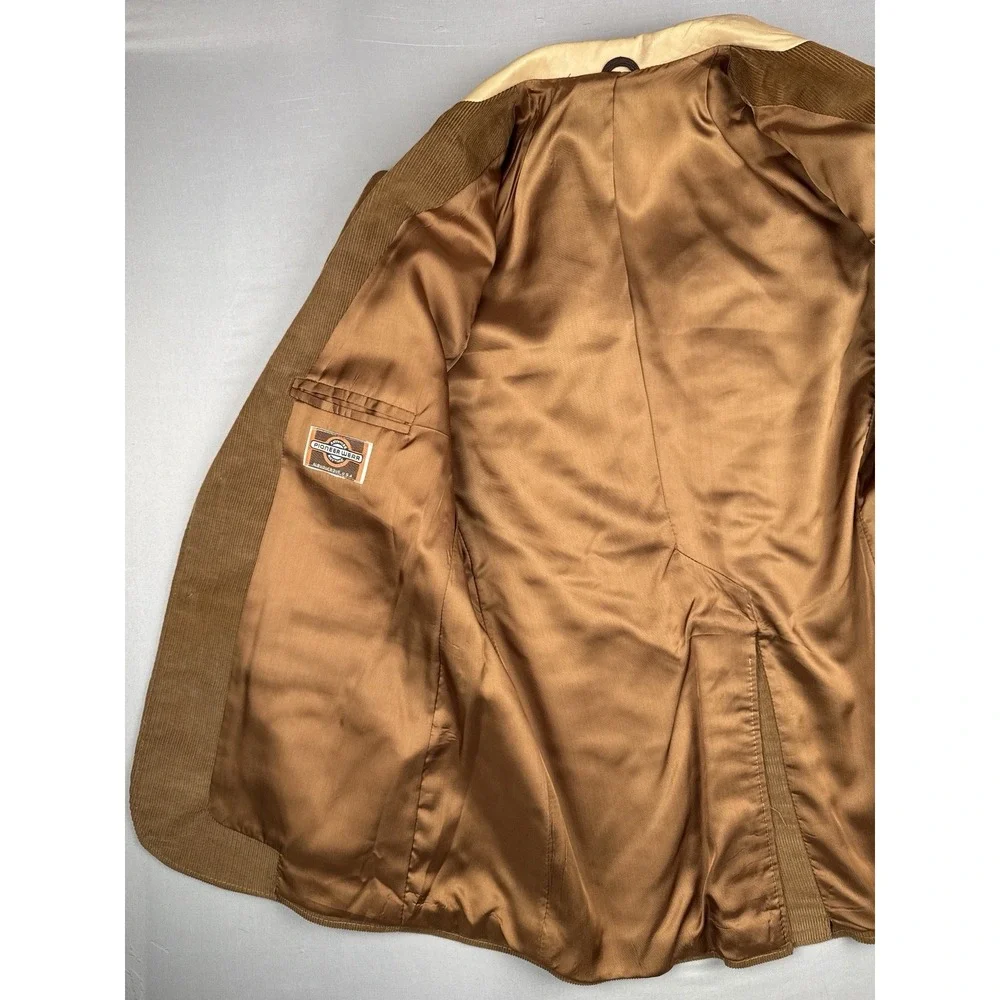 Pioneer Wear item details